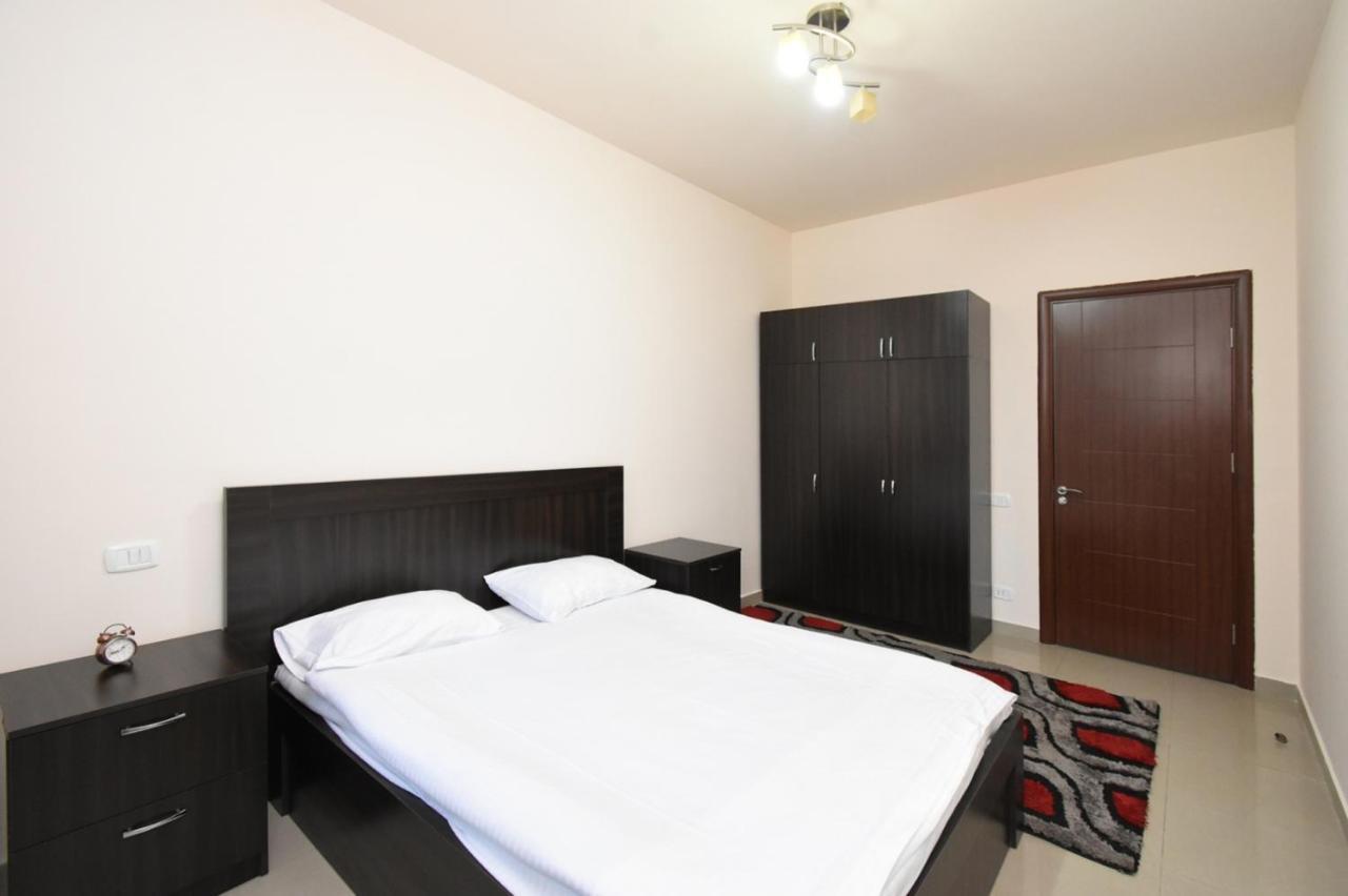 Mini Hotel Jerevan Exteriör bild