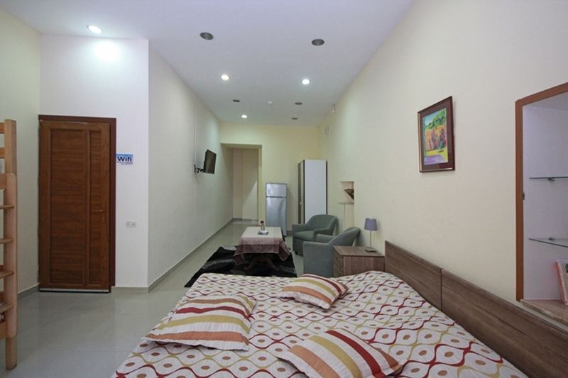 Mini Hotel Jerevan Exteriör bild